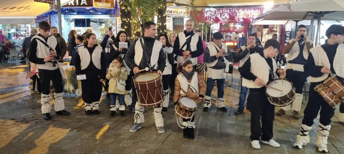 Xirimiters de la Marina en actuació