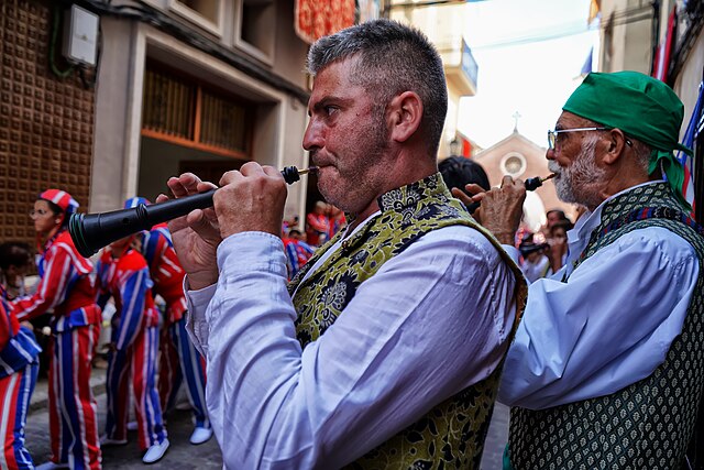 Que es una colla de xirimiters? Molt mes que un grup de musica